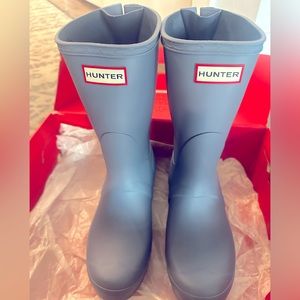 Hunter Original Short Back Adjustable Rain Boot (worn once! In box!)